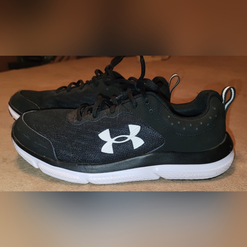 Under Armour Black Mesh Sneakers with White Logo